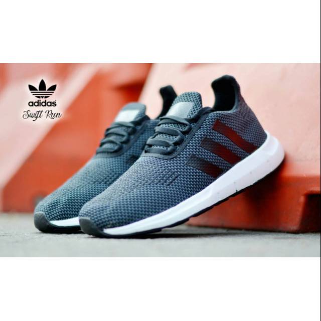 Giày Thể Thao Adidas Swift Run Chạy Bộ Năng Động Cho Nam