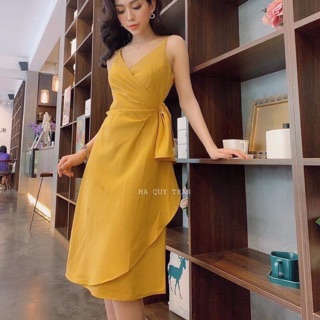 Váy chiết eo