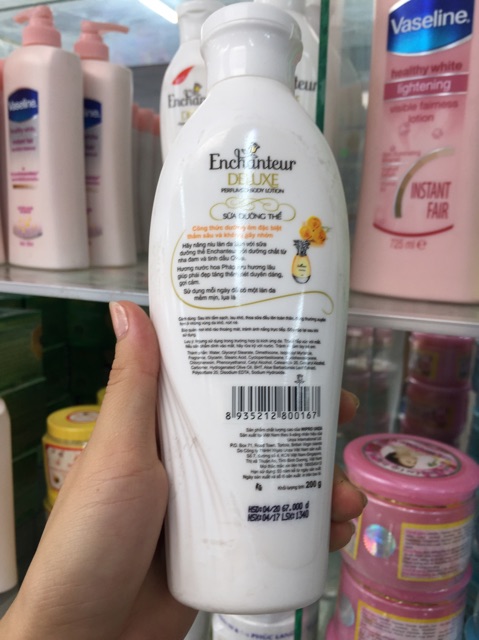 Sữa Dưỡng Thể Enchanteur Charming (200g) | BigBuy360 - bigbuy360.vn