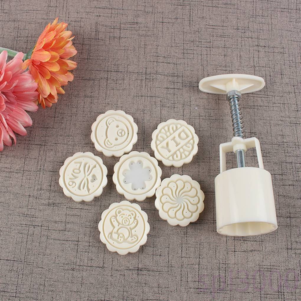 Khuôn Làm Bánh Trung Thu Tiện Lợi