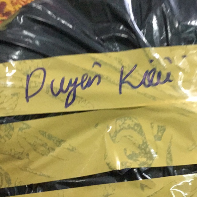 Chao chi ben em rất cúi vi được chi luon tin tuong va ung ho nha chao chi chúc chi co một ngay thật 