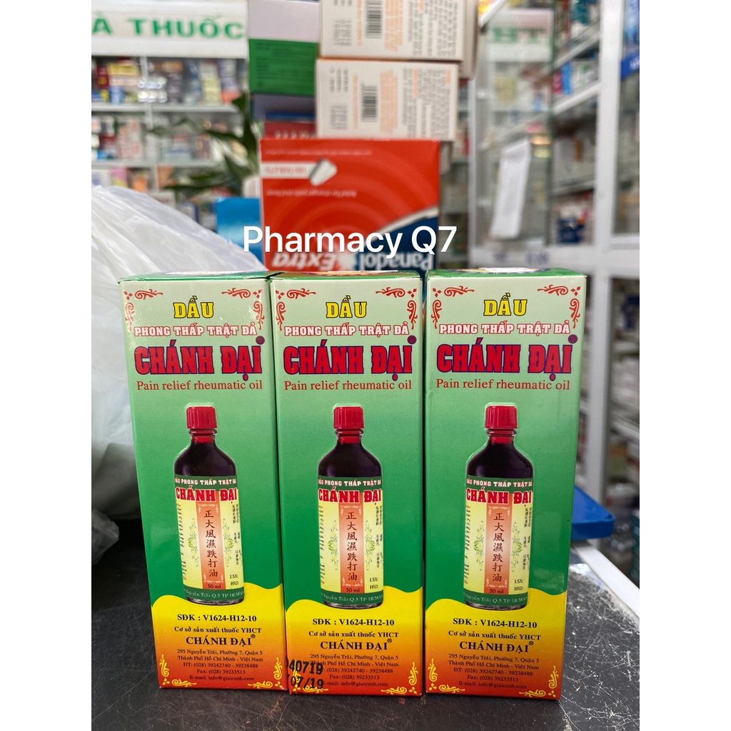 (CHAI TO) DẦU CHÁNH ĐẠI DẦU NÓNG Chỉ thống linh Chánh Đại 50 ml CHAI lớn dau chanh dai Pharmacy Q7