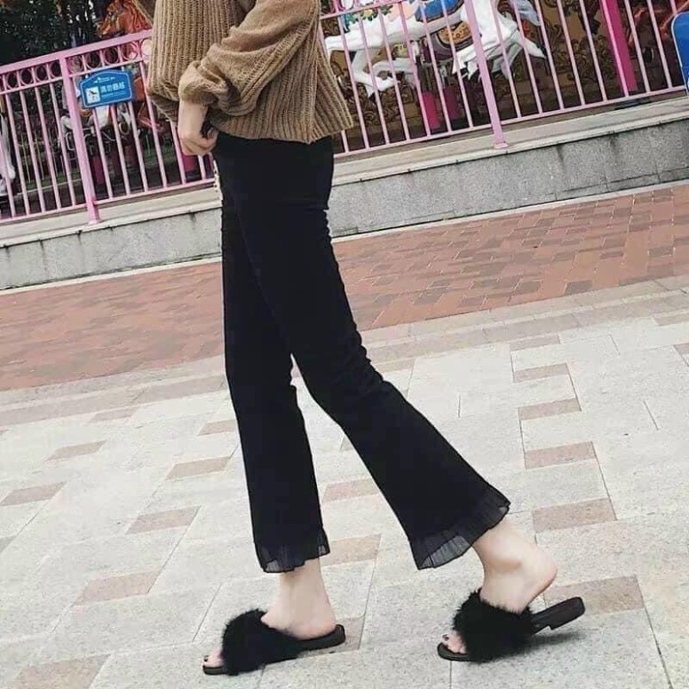 Quần loe ren gáu chất tăm