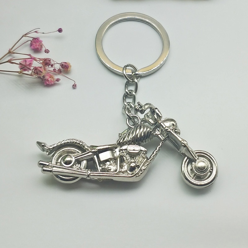 Móc Khóa Kim Loại Hình Đầu Lâu Mới