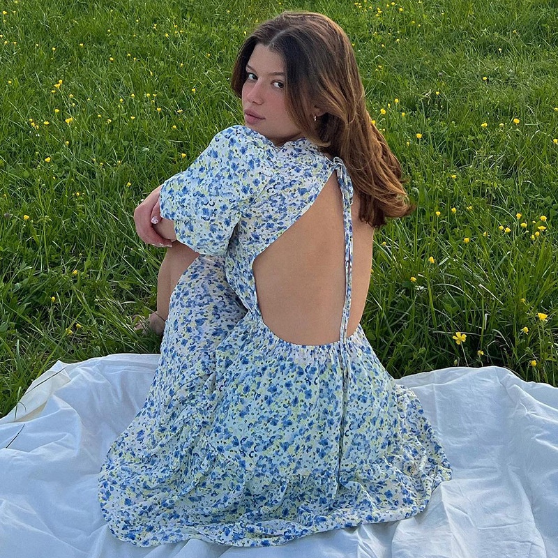 Đầm Hoa Hở Lưng Thiết Kế Xếp Ly Cột Dây Thời Trang Pháp Xinh Xắn Cho Nữ