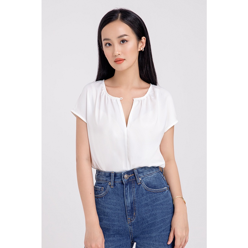 Áo kiểu nữ cổ tròn xếp ly , trang nhã, hiện đại Freelancer - FWBL21SS02C