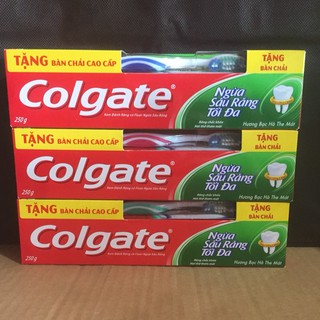 kem đánh răng Colgate ngừa sâu răng tối đa 250g có tặng kèm bàn chải.