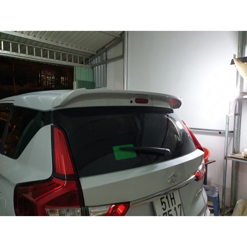 Đuôi lướt gió Suzuki Etiga