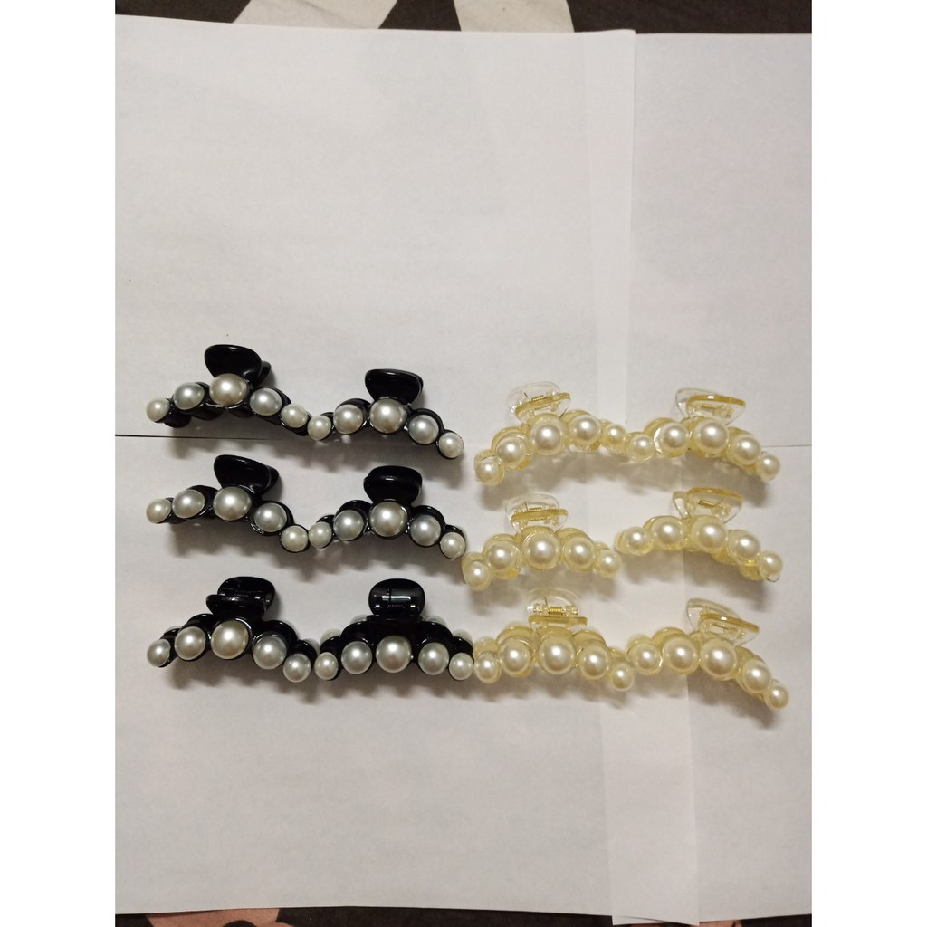 Kẹp tóc cho chị em