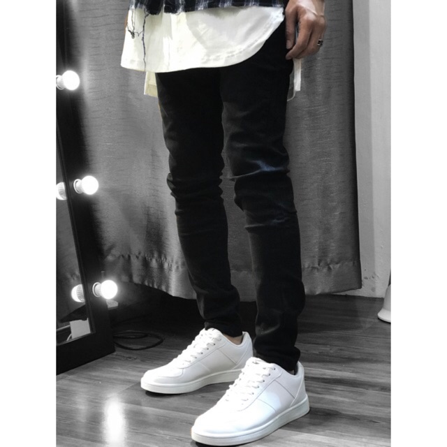 Quần skinny jeans đen trơn form đẹp