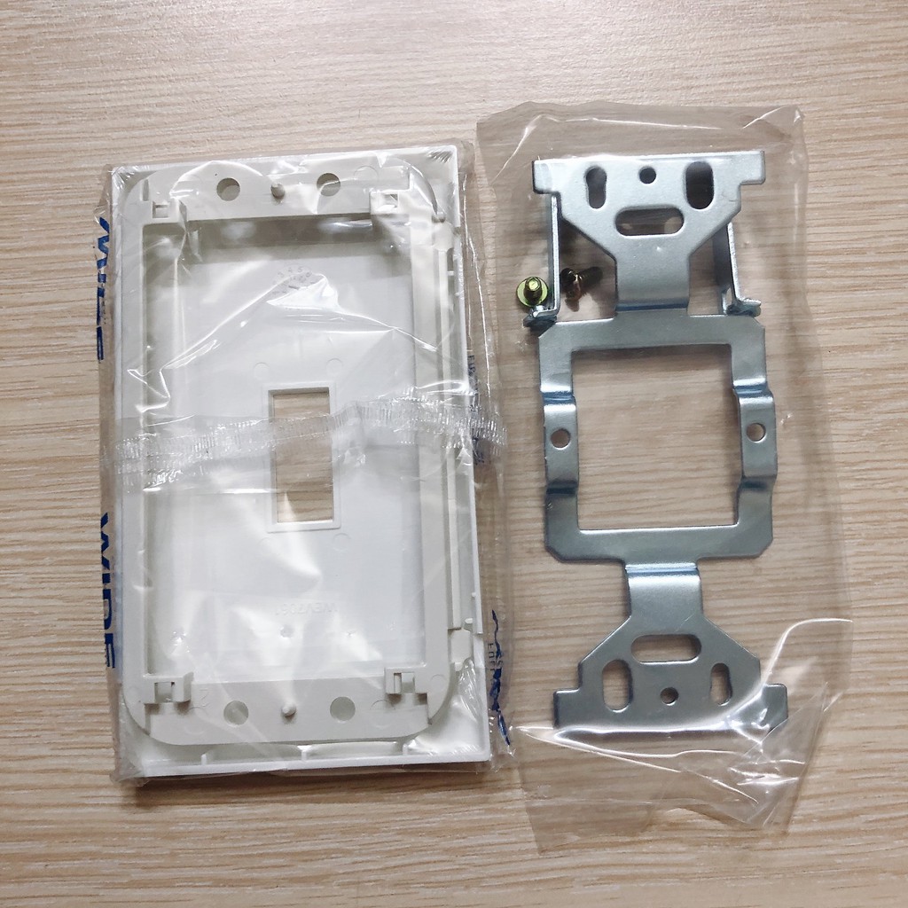 Mặt CB cóc & đai sắt panasonic