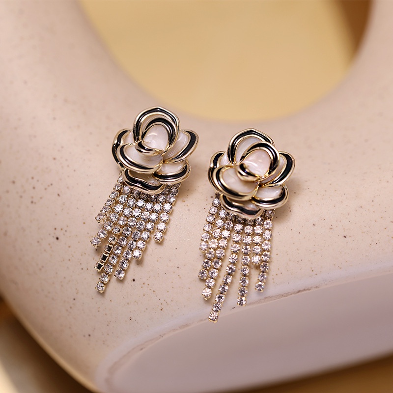 Đôi Khuyên Tai Dài Hình Hoa Trà Thời Trang Cho Nữ