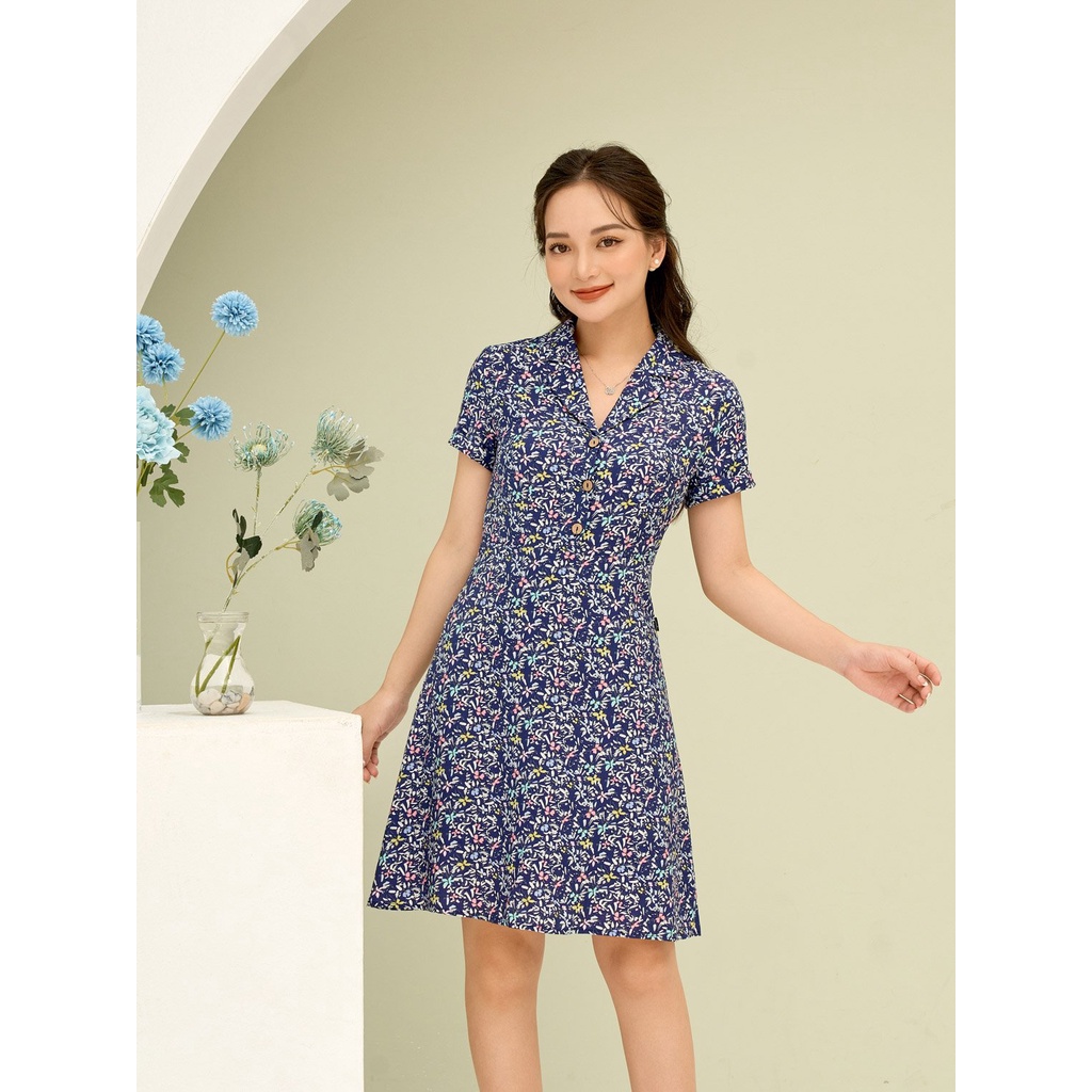 Váy Yody Hoa Nhí Dáng Ngắn Cổ 2 Ve From Dáng Nhẹ Nhàng VAN5082