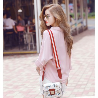 Áo Sơ Mi Cổ Chéo Cánh Dơi