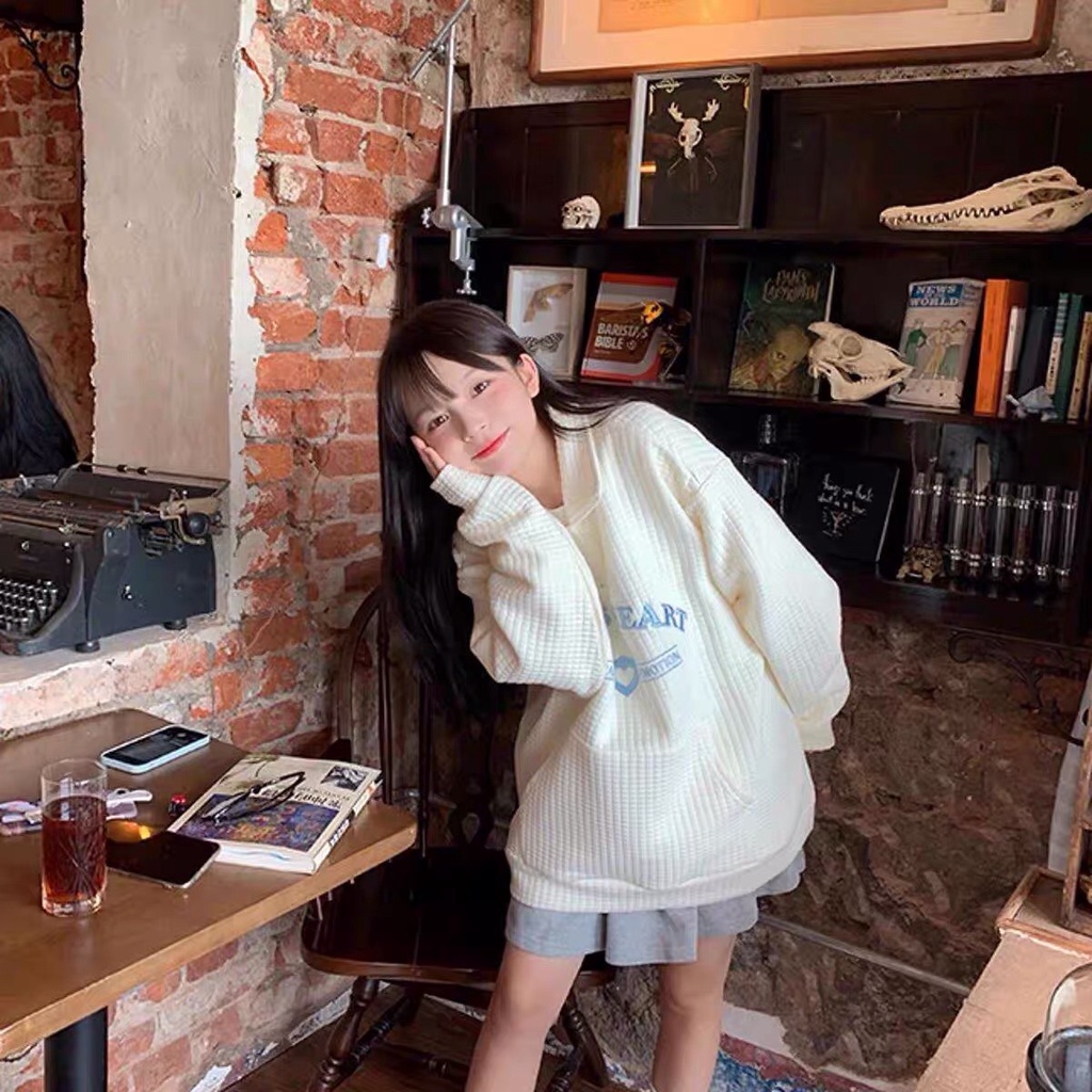 Áo nỉ zip khóa cổ Louis nữ - Áo Sweater nữ cổ cao tay bồng dáng rộng phong cách Hàn Quốc - CHAN CHAN STORE | BigBuy360 - bigbuy360.vn