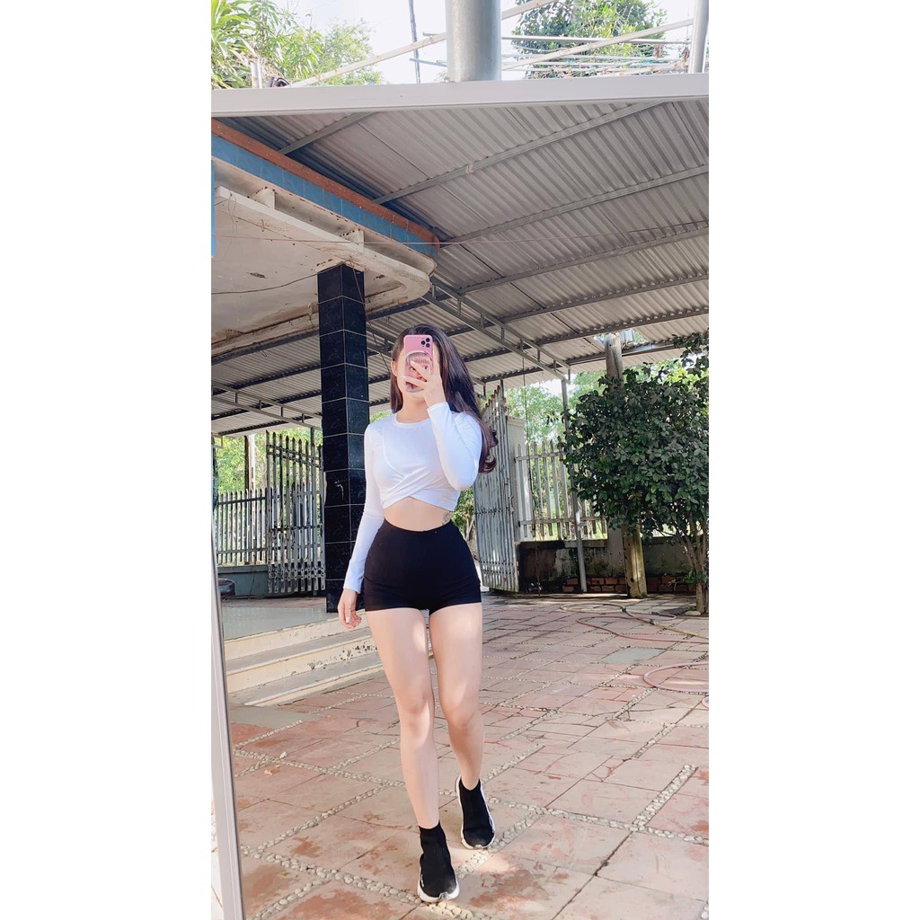 Croptop xoắn eo tay dài