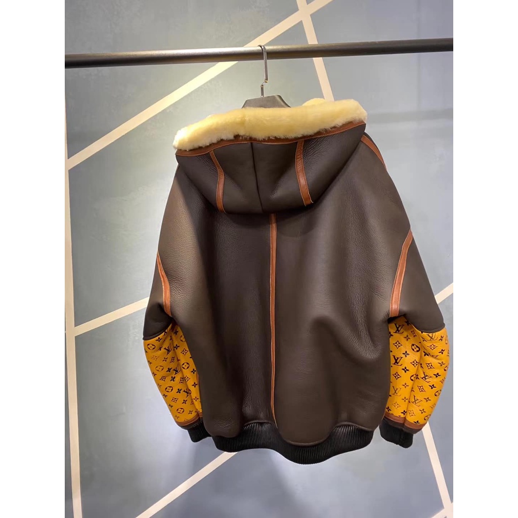 Áo da trùm mũ nữ Louis Vuitton bestquality da bò nhập Ý