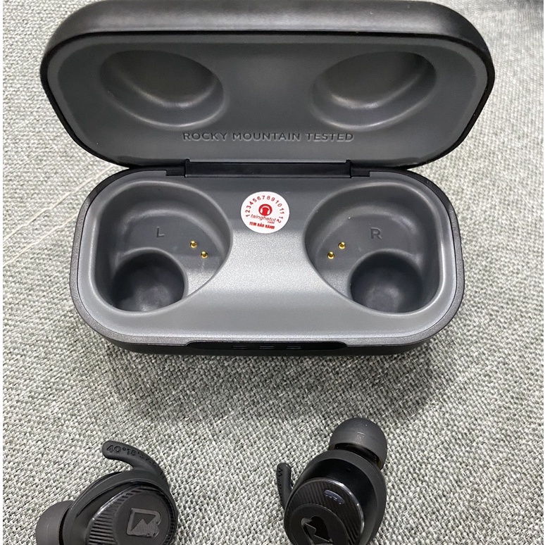 Tai nghe thể thao True Wireless Braven Flye Sport Rush - new openbox