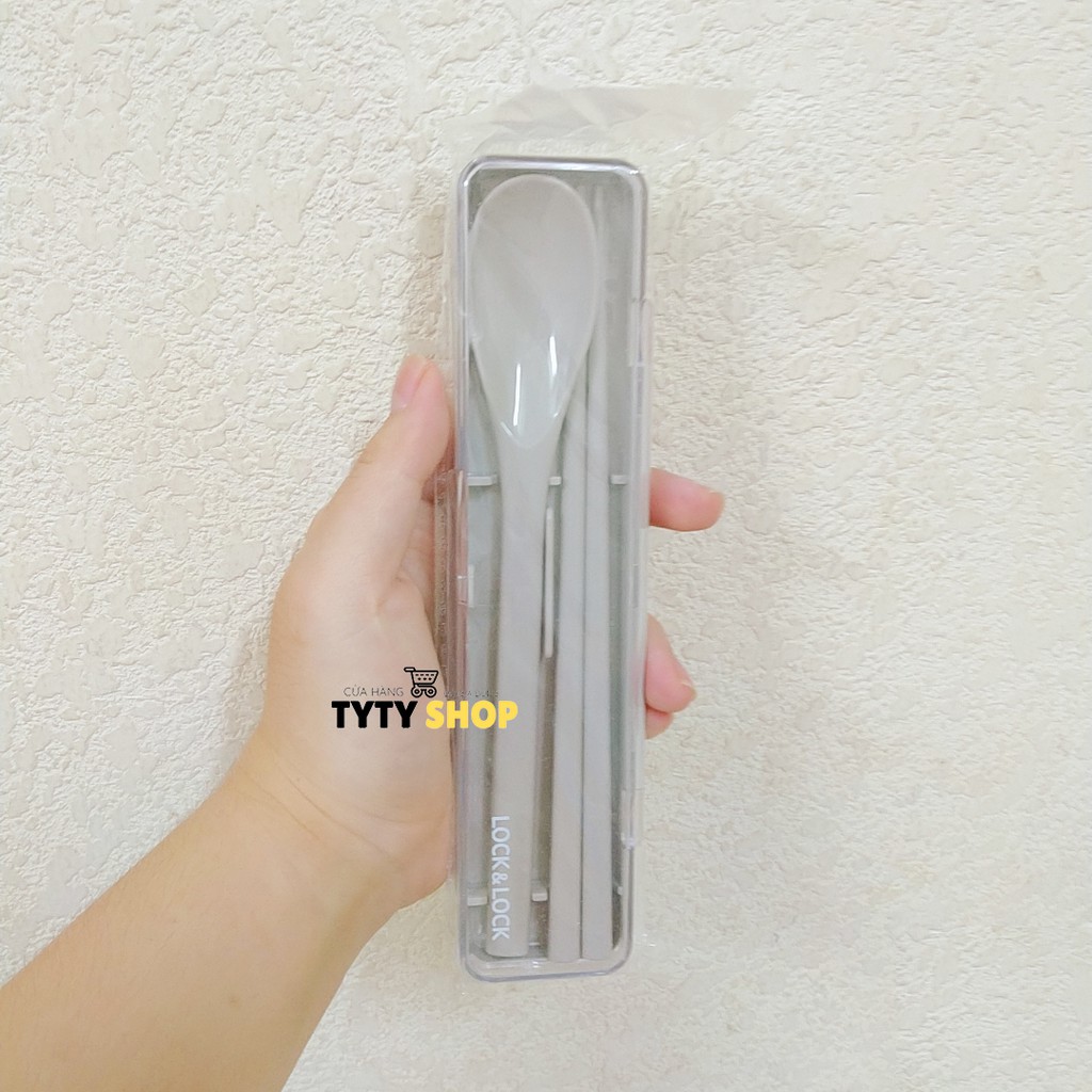 Bộ muỗng đũa nhựa Lock&Lock nhỏ gọn dễ dàng mang theo LLC115GRY