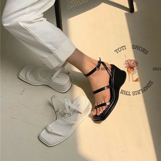 SANDAL THỜI TRANG NỮ TOTIIE SHOES - GIÀY ĐỄ XUỒNG QUAI MẢNH - GIÀY SANDAL XỎ NGÓN CAO CẤP S2202020