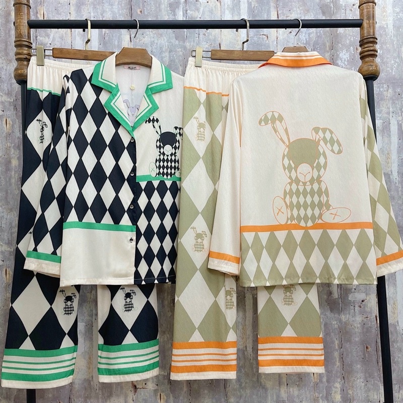 Bộ pijama cao cấp lụa xước Quảng Châu tay dài thỏ thoi