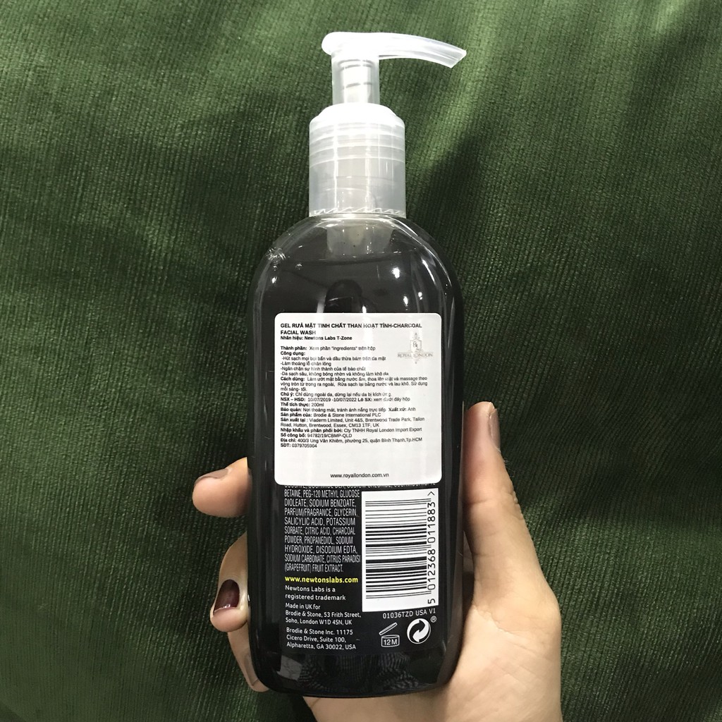 Gel rửa mặt sạch sâu than hoạt tính T-Zone Charcoal Facial Wash 200ml | BigBuy360 - bigbuy360.vn