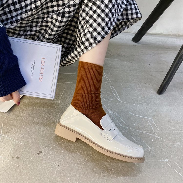 Giày lười da bóng phong cách xinh xắn cho nữ | BigBuy360 - bigbuy360.vn