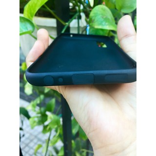 Ốp lưng Vsmart Live đen trơn