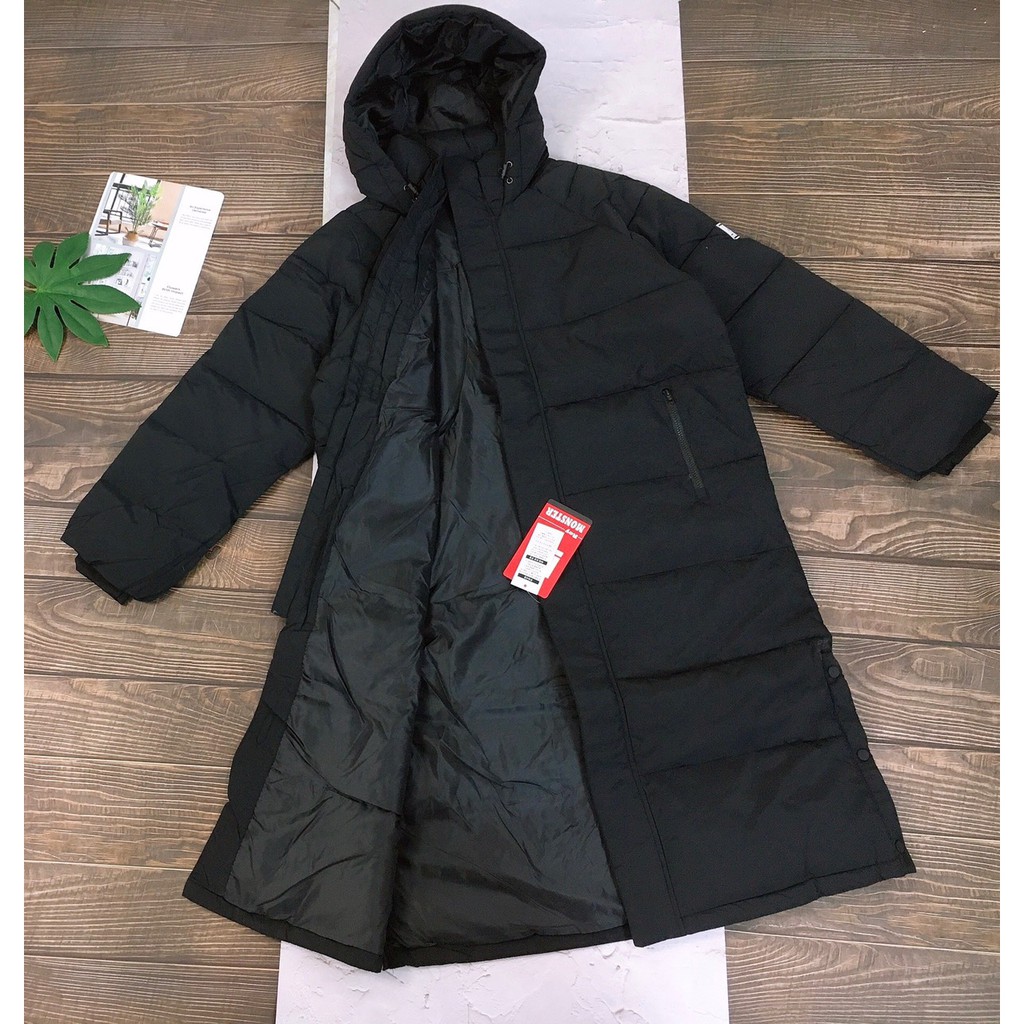 Áo khoác phao dáng dài.