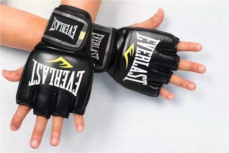 Black everlast mma găng tay đấm bốc muay thái tập gym chiến đấu chuyên nghiệp da pu dày