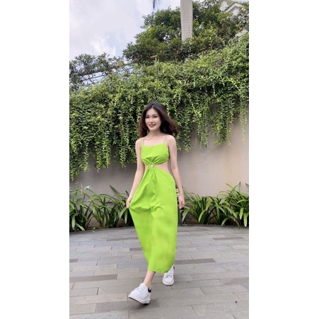 Váy maxi khoét eo đi biển hàng may thiết kế