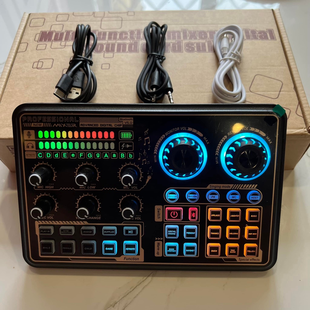 "Bộ Mic Hát Livestream Sound Card K600 & Mic BM900 tai nghe 450 . Âm Thanh Cực Hay , Dễ Dàng Lắp Đặt