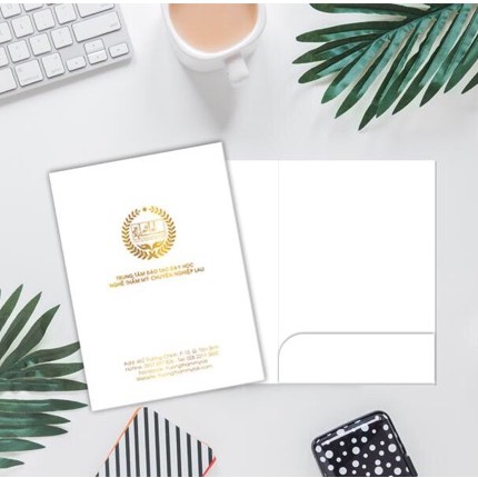 In 200 Folder kẹp báo giá chỉ 160.000 đ/ Giấy C300 / Kích thước 22x31x7 cm