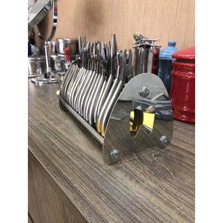 Giá để kìm khắc hình răng 2 bên