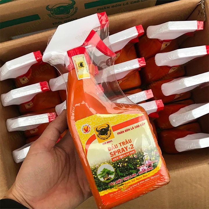 Phân bón kích thích ra hoa Đầu Trâu Spray-2 dạng xịt (500ml)
