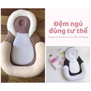 Gối chống trào ngược và đệm định hình ngủ đúng tư thế cho bé