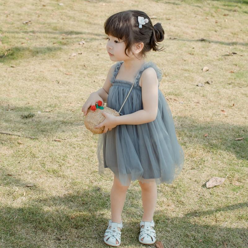 Đầm xòe tutu sát nách phong cách mùa hè dành cho bé gái