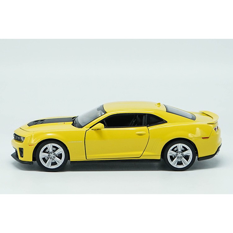 Mô hình xe Chevrolet Camaro ZL1 1/24 Welly – Vàng