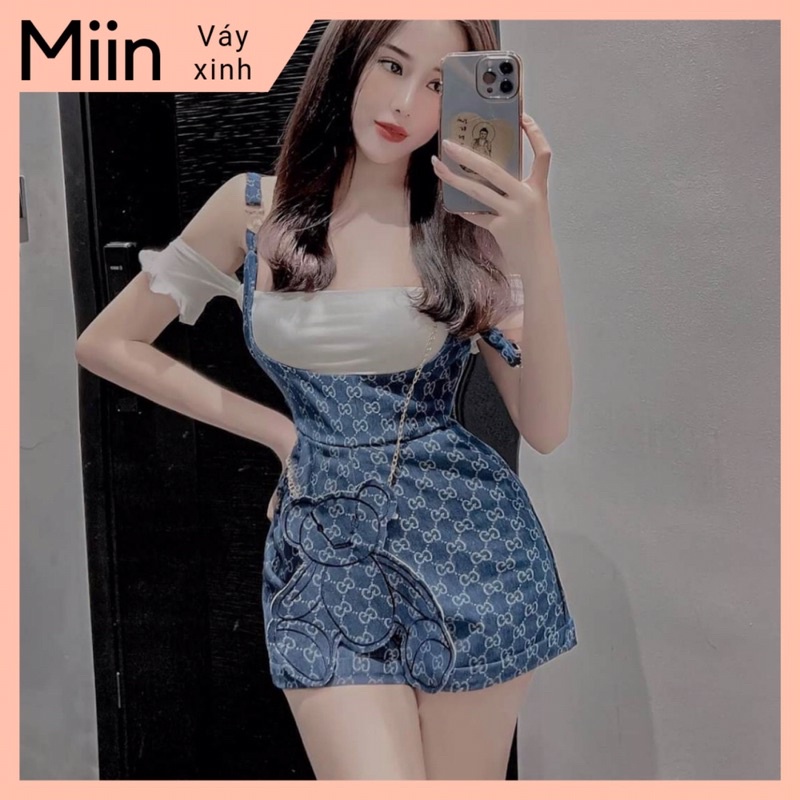 Set yếm quần + áo croptop trắng mix dây xích gấu