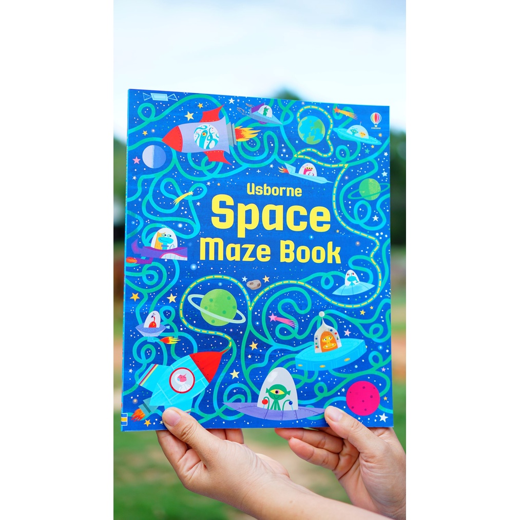Sách khám phá mê cung Space Mazes Book
