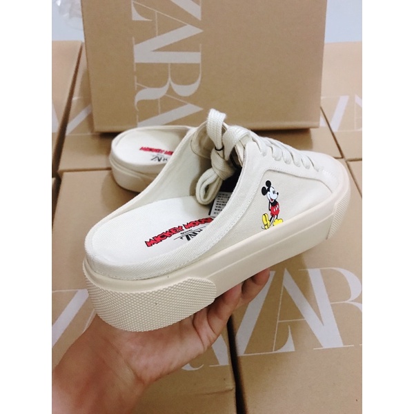 Giày sục thể thao sneaker vải canvas Mickey xuất Zara màu kem be full box tag bill | Giày bata đế bánh mì 3cm