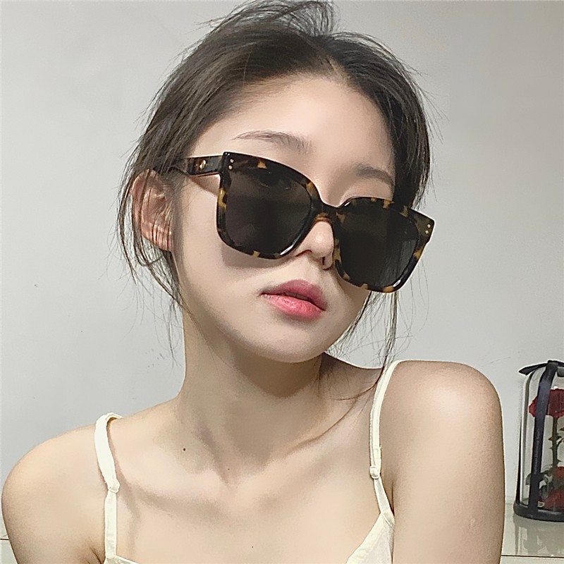 Kính râm phong cách thời trang Hàn Quốc cho nữ 2020 MATA