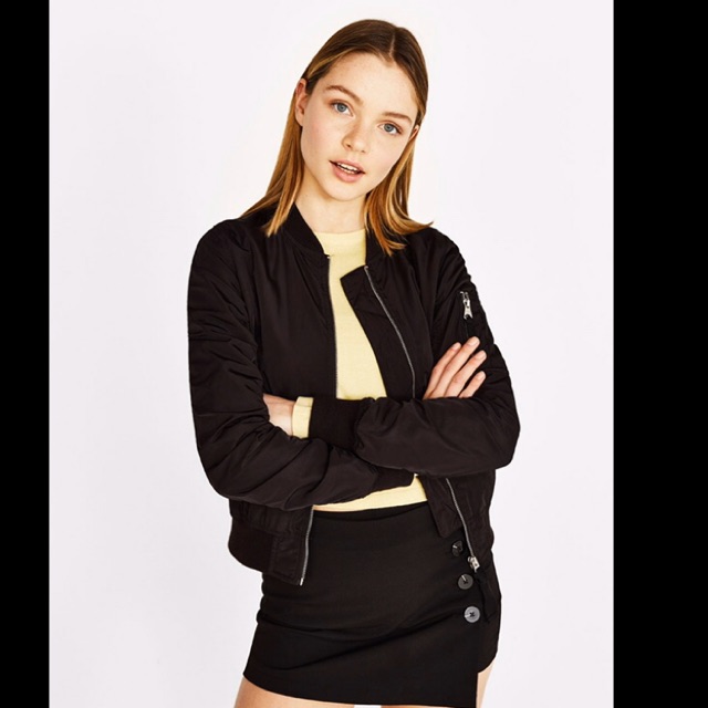 áo khoác BERSHKA bomber lót lông | BigBuy360 - bigbuy360.vn