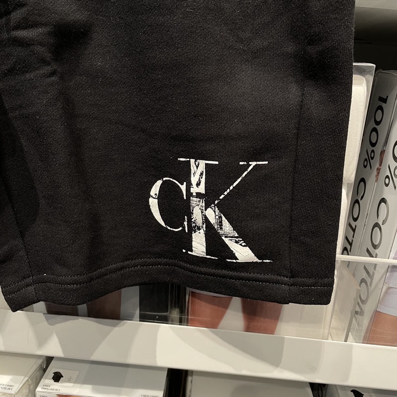 Quần Short Calvin Klein / CK Rút Dây Dáng Rộng Màu Trơn Dễ Phối Đồ Phong Cách Cho Nam