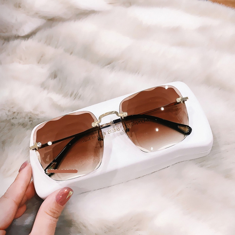 Kính mát tròng vuông chống tia UV400 phong cách Hàn Quốc trẻ trung thời trang dành cho nữ