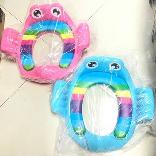 Thu Nhỏ Bồn Cầu - Bồn Cầu Có Tay Vịn Cho Bé