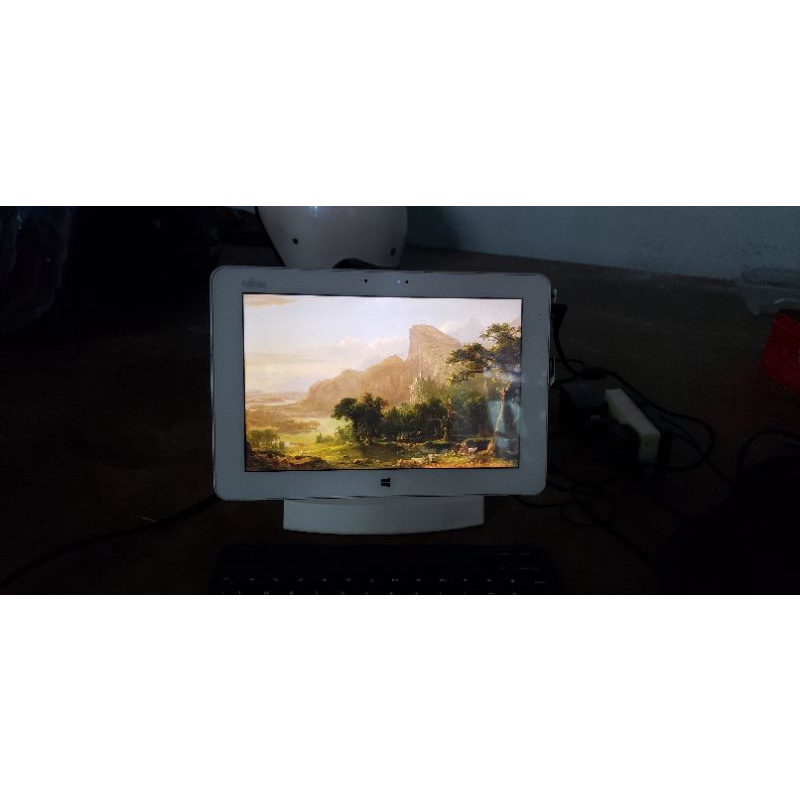 Máy tính bản chạy Windows q584 | BigBuy360 - bigbuy360.vn