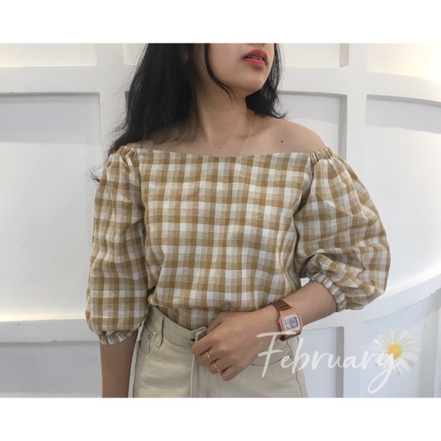 Trễ vai caro tay bồng