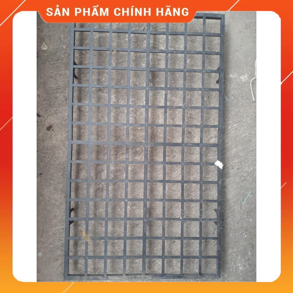 combo 5 vỉ nhựa đựng chậu mô 4cm – 112 lổ trồng hoa lan