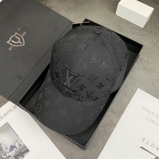 Nón Kết Gấm LV Full Đen Khoá Đồng Thời Trang Nam Nữ